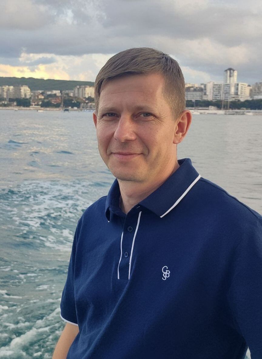 Дмитрий Наумов